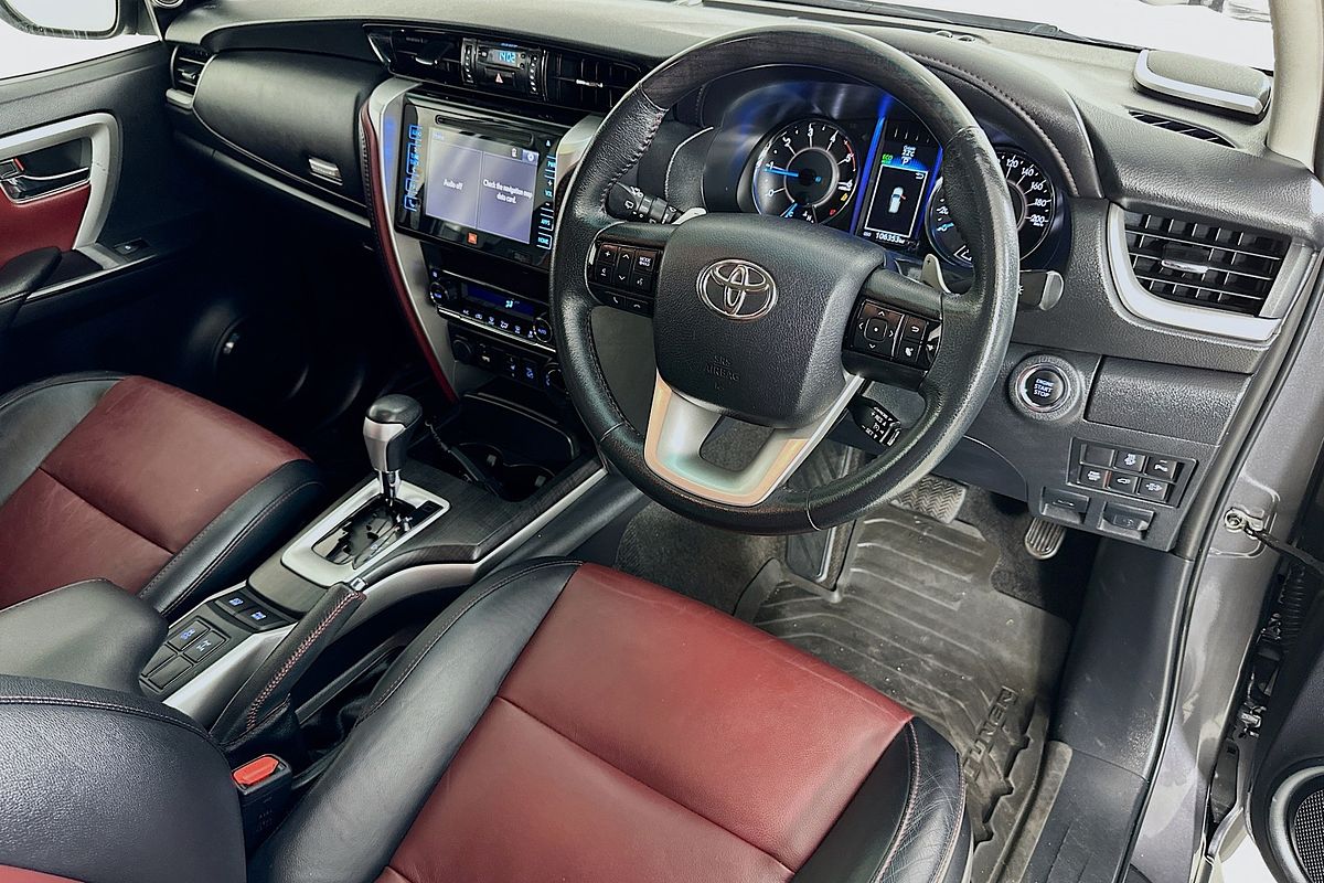 2019 Toyota FORTUNER CRUSADE GUN156R