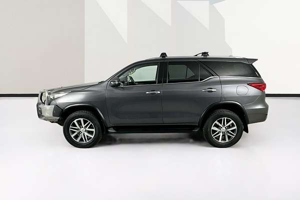 2019 Toyota FORTUNER CRUSADE GUN156R