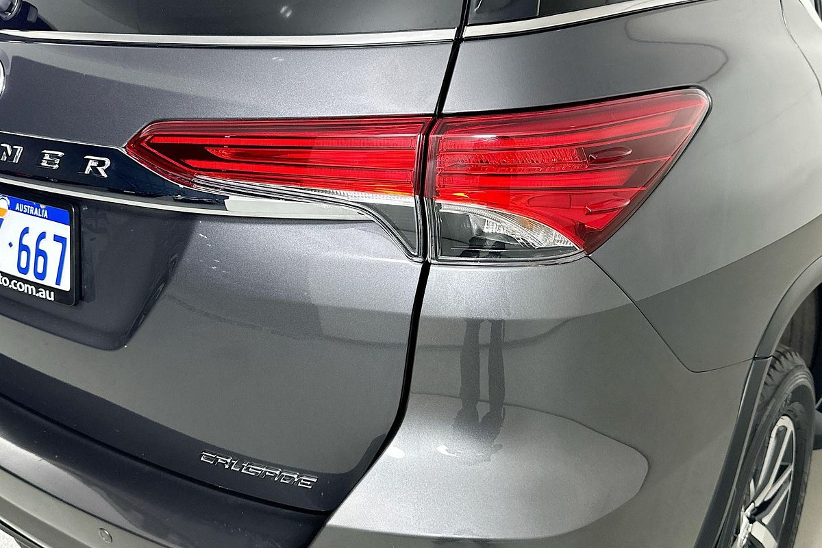2019 Toyota FORTUNER CRUSADE GUN156R