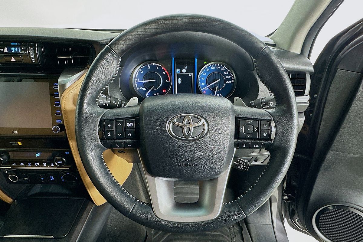 2020 Toyota FORTUNER CRUSADE GUN156R