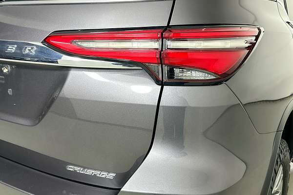 2020 Toyota FORTUNER CRUSADE GUN156R
