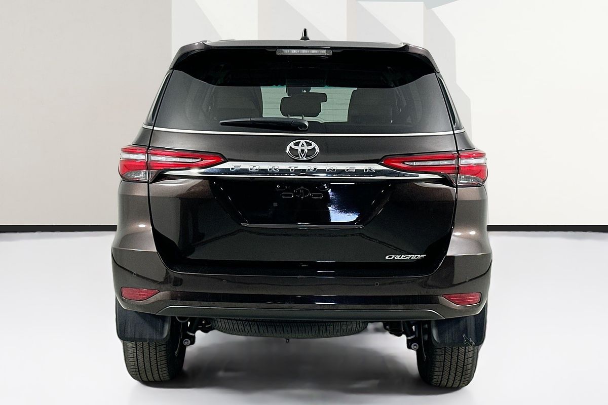 2024 Toyota FORTUNER CRUSADE GUN156R