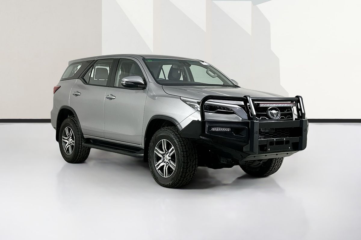 2022 Toyota FORTUNER GX GUN156R