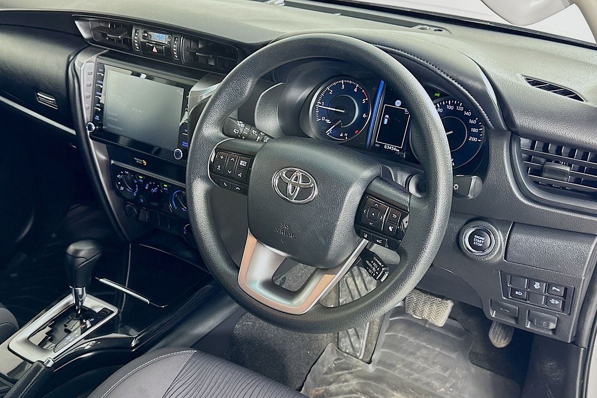 2022 Toyota FORTUNER GX GUN156R