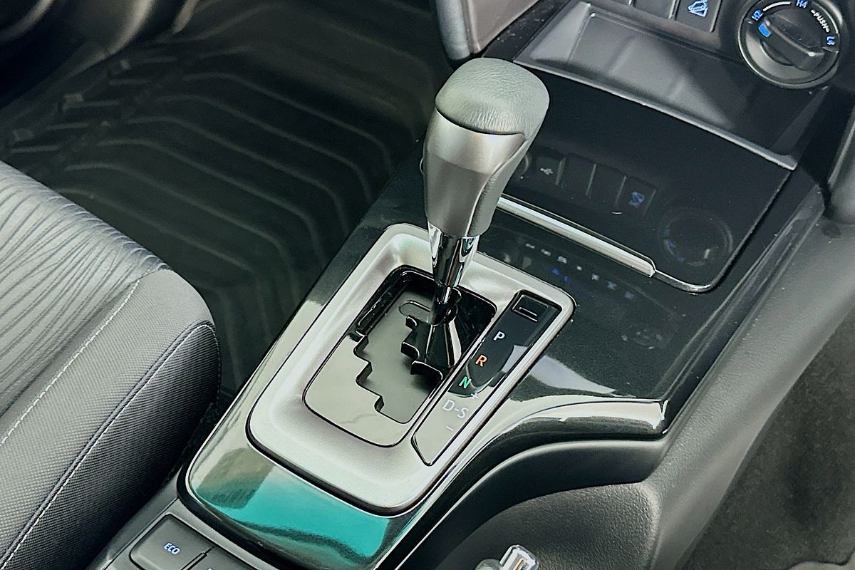 2025 Toyota FORTUNER GXL GUN156R
