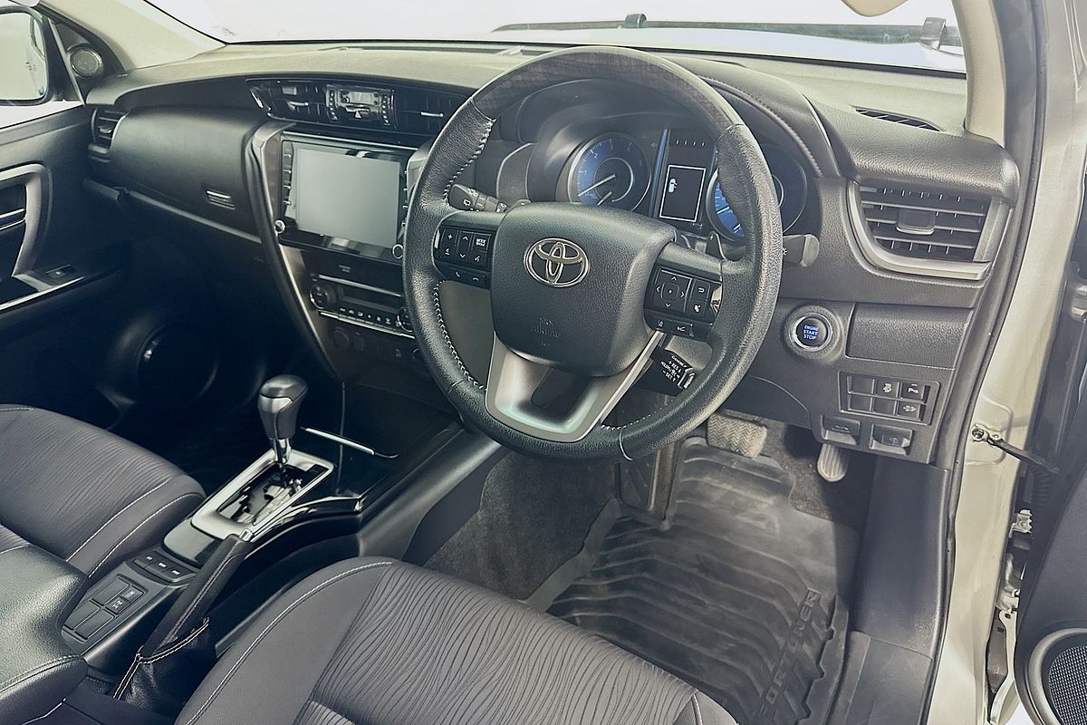 2022 Toyota FORTUNER GXL GUN156R