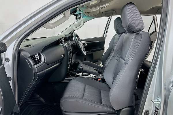 2025 Toyota FORTUNER GXL GUN156R