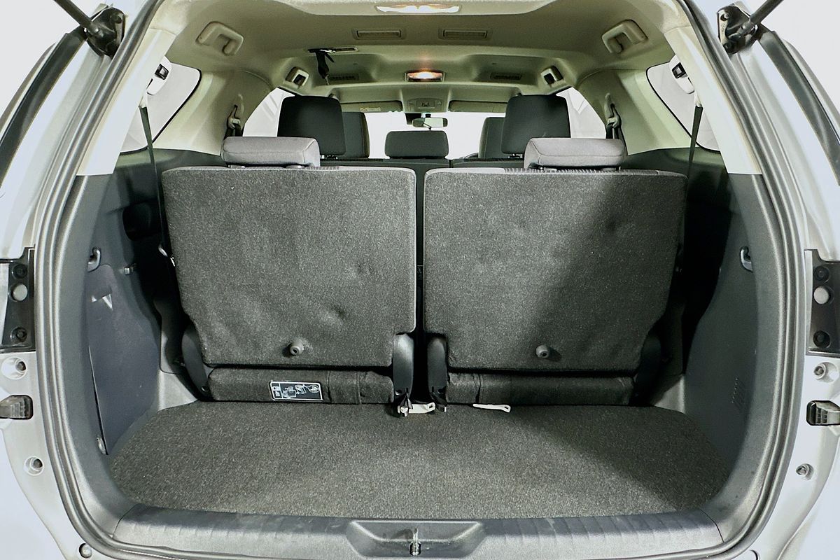 2025 Toyota FORTUNER GXL GUN156R