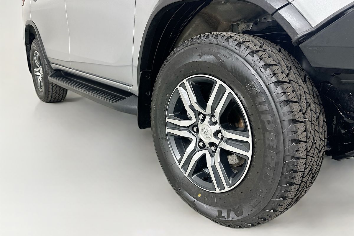 2022 Toyota FORTUNER GXL GUN156R