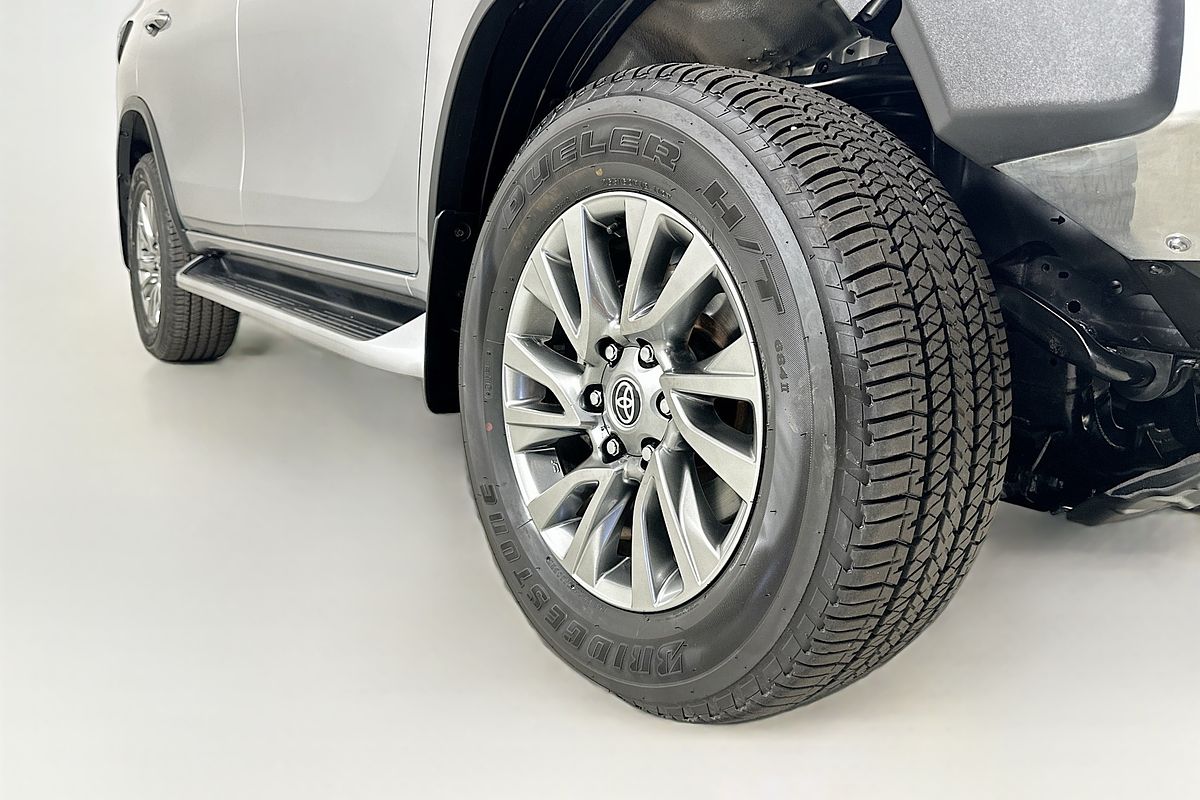 2021 Toyota FORTUNER CRUSADE GUN156R