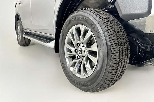 2021 Toyota FORTUNER CRUSADE GUN156R