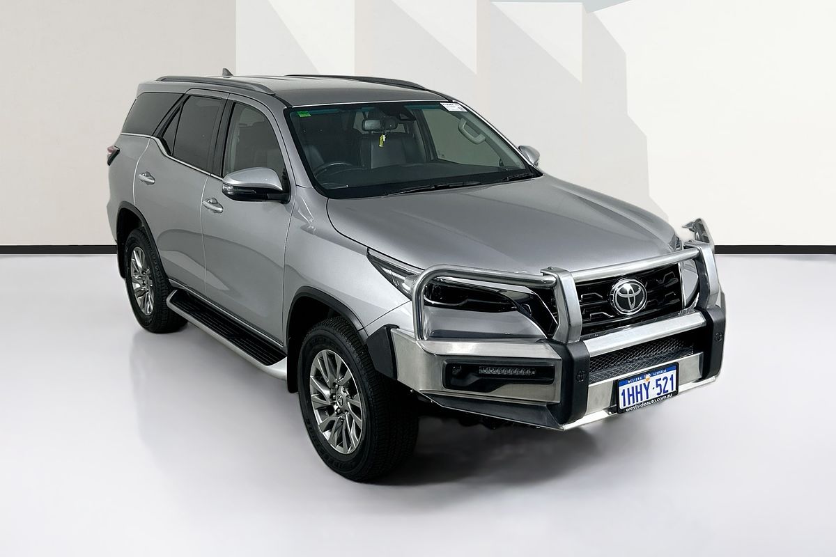 2021 Toyota FORTUNER CRUSADE GUN156R