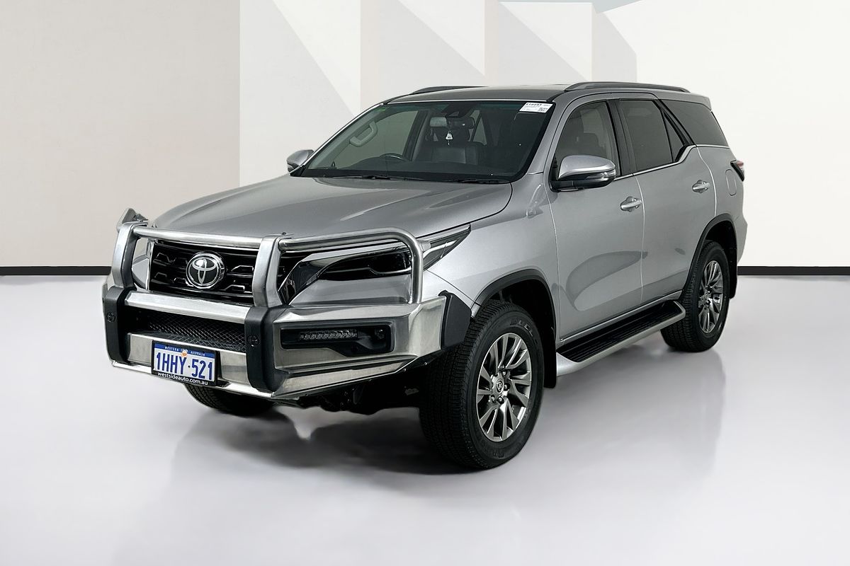 2021 Toyota FORTUNER CRUSADE GUN156R