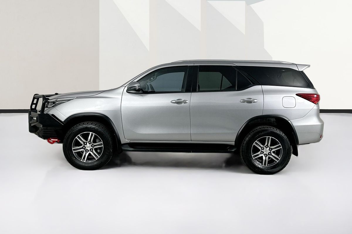 2022 Toyota FORTUNER GXL GUN156R