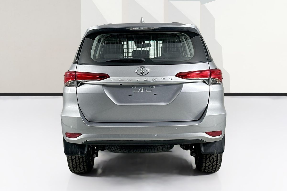 2022 Toyota FORTUNER GX GUN156R