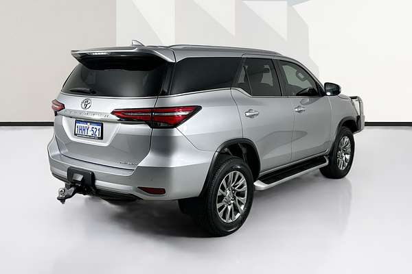 2021 Toyota FORTUNER CRUSADE GUN156R