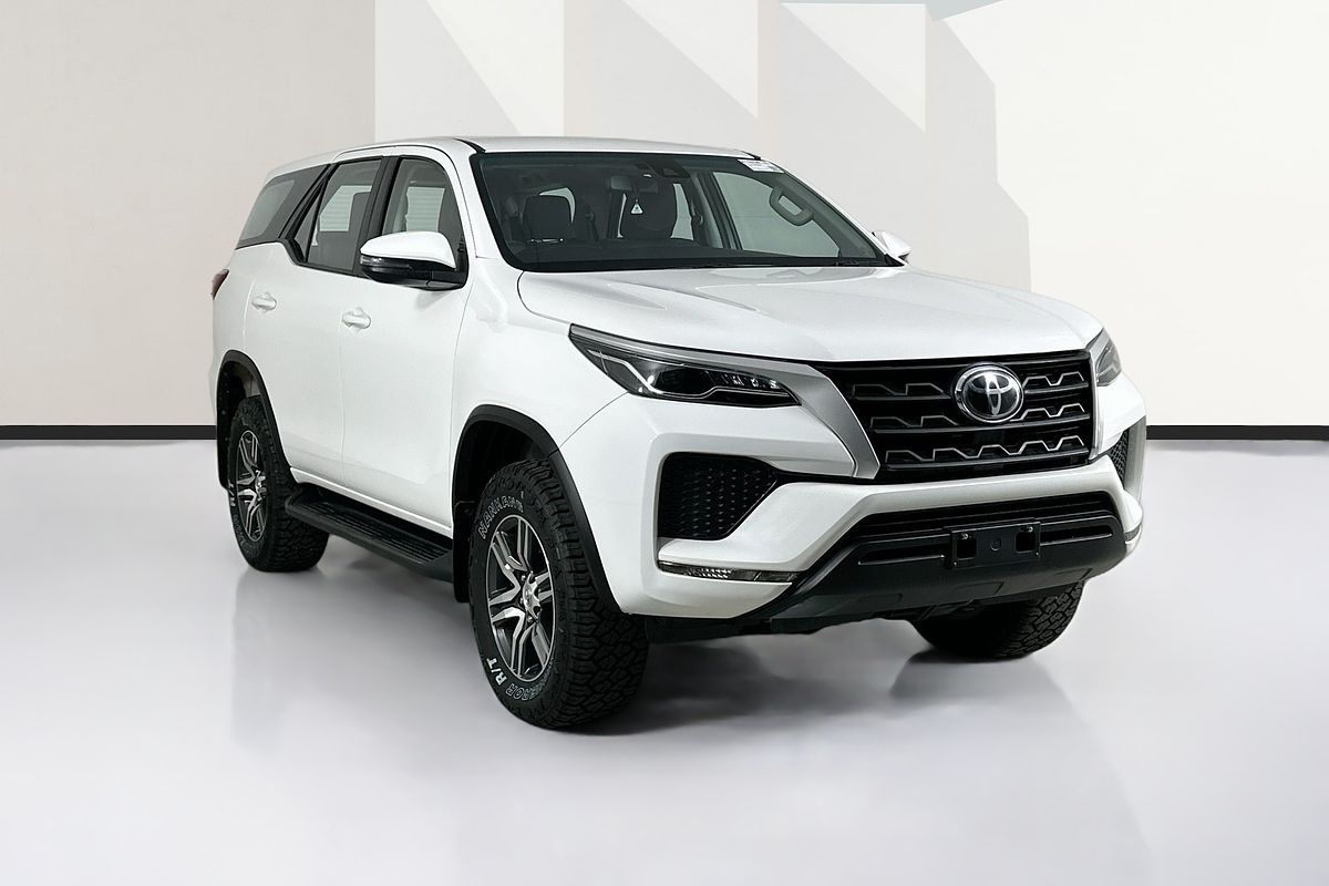 2022 Toyota FORTUNER GX GUN156R