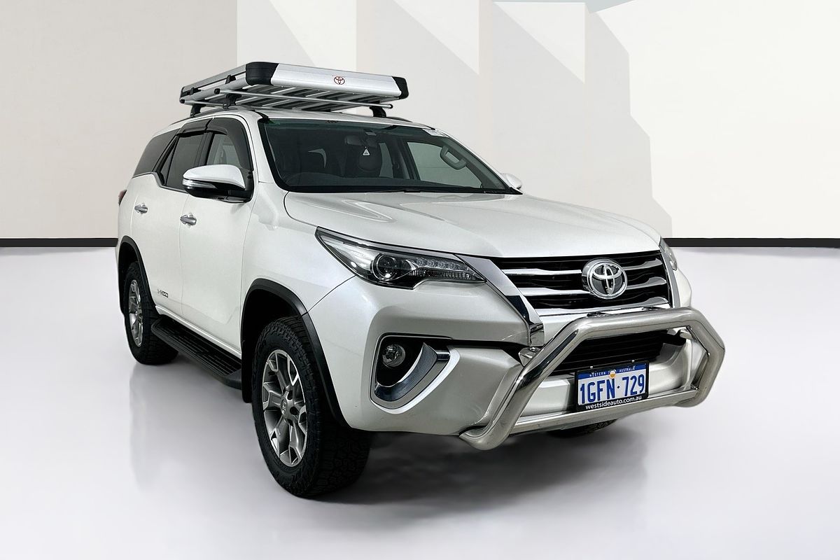 2017 Toyota FORTUNER CRUSADE GUN156R