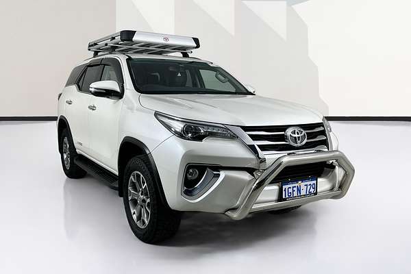 2017 Toyota FORTUNER CRUSADE GUN156R