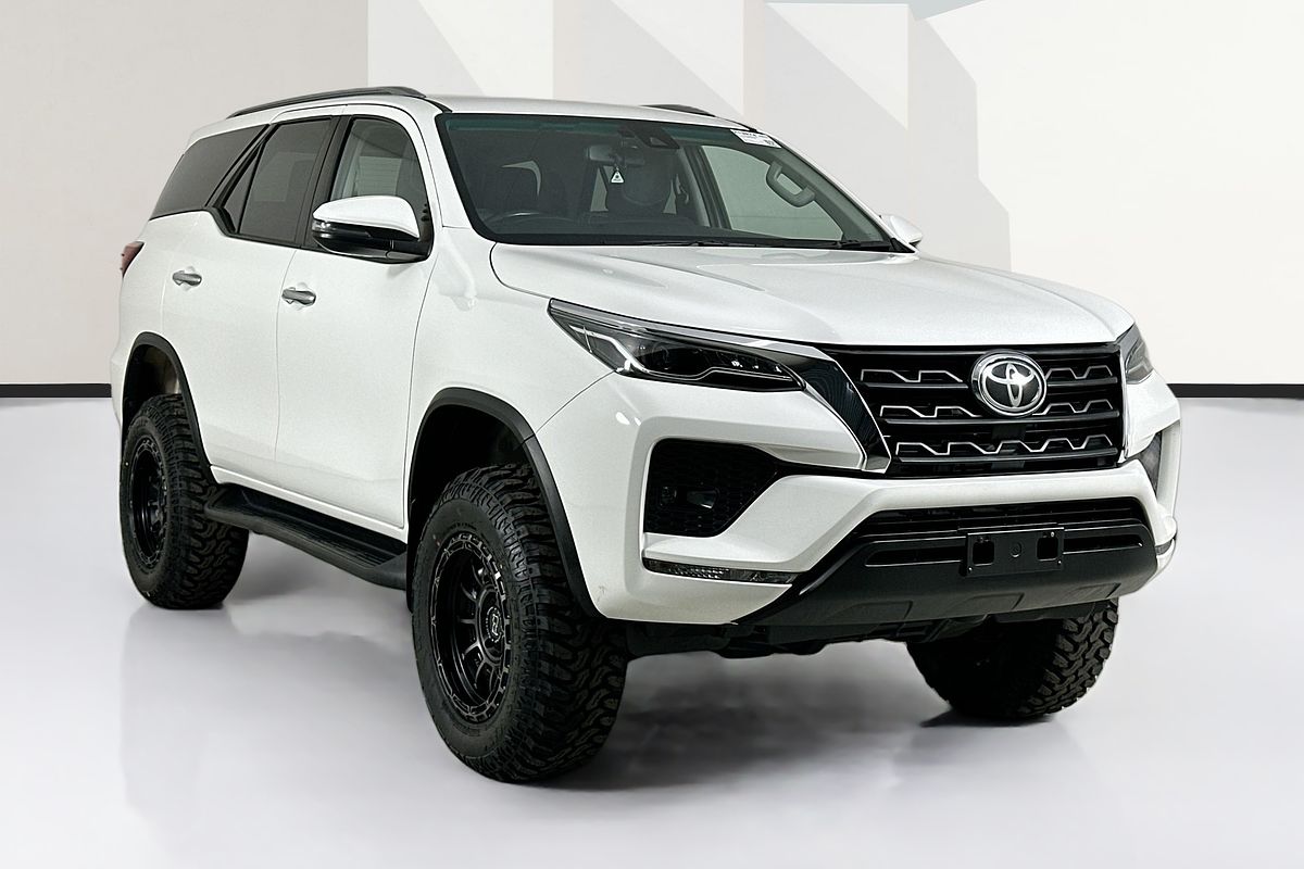2023 Toyota FORTUNER GXL GUN156R