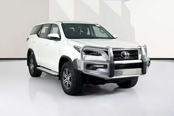 2021 Toyota FORTUNER GX GUN156R