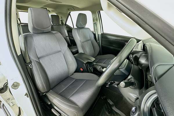 2022 Toyota FORTUNER GX GUN156R