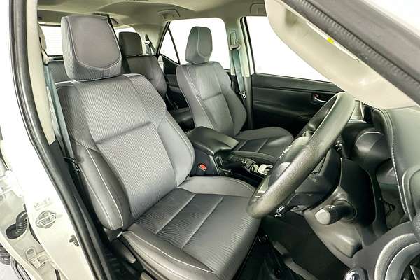 2024 Toyota FORTUNER GX GUN156R