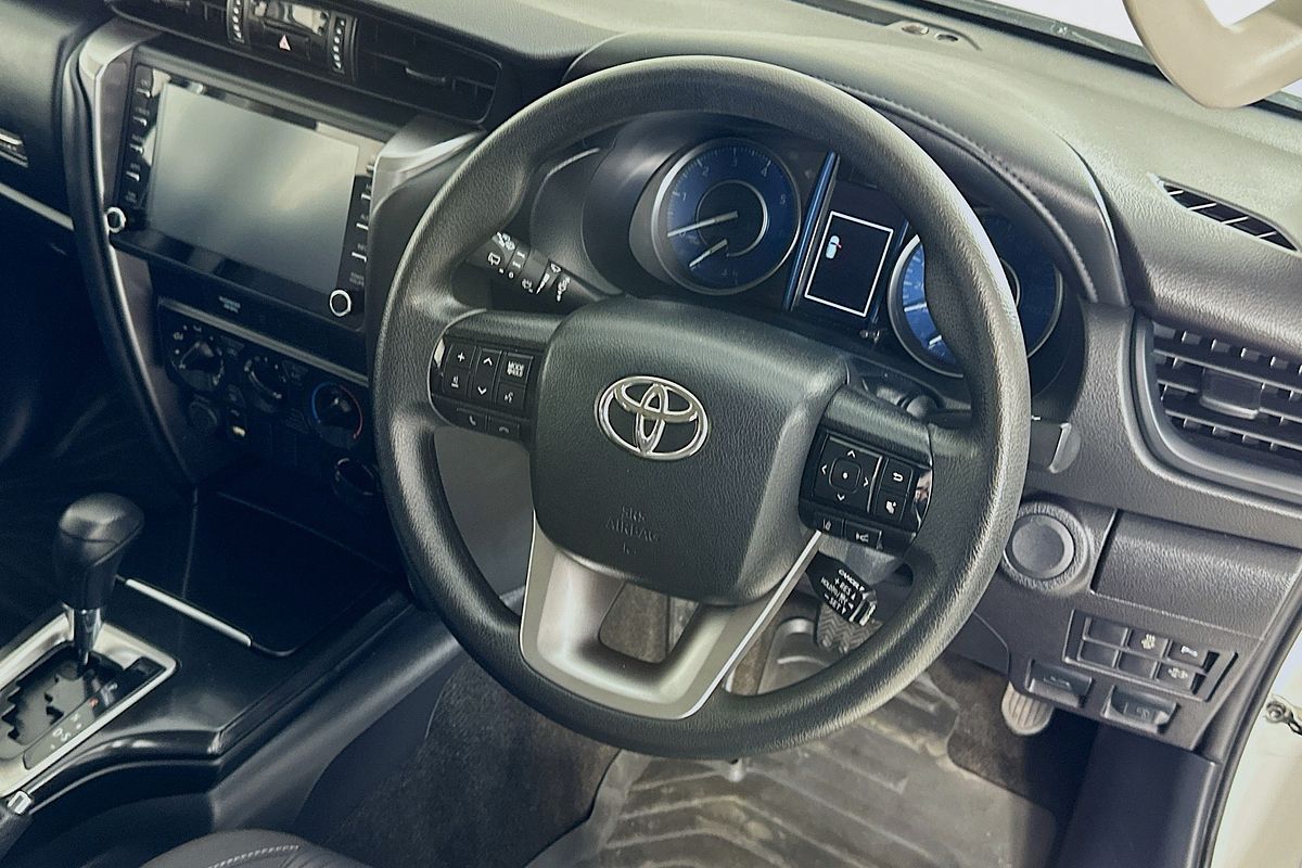 2022 Toyota FORTUNER GX GUN156R