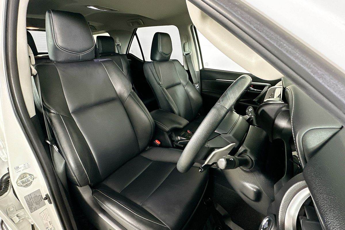 2020 Toyota FORTUNER CRUSADE GUN156R