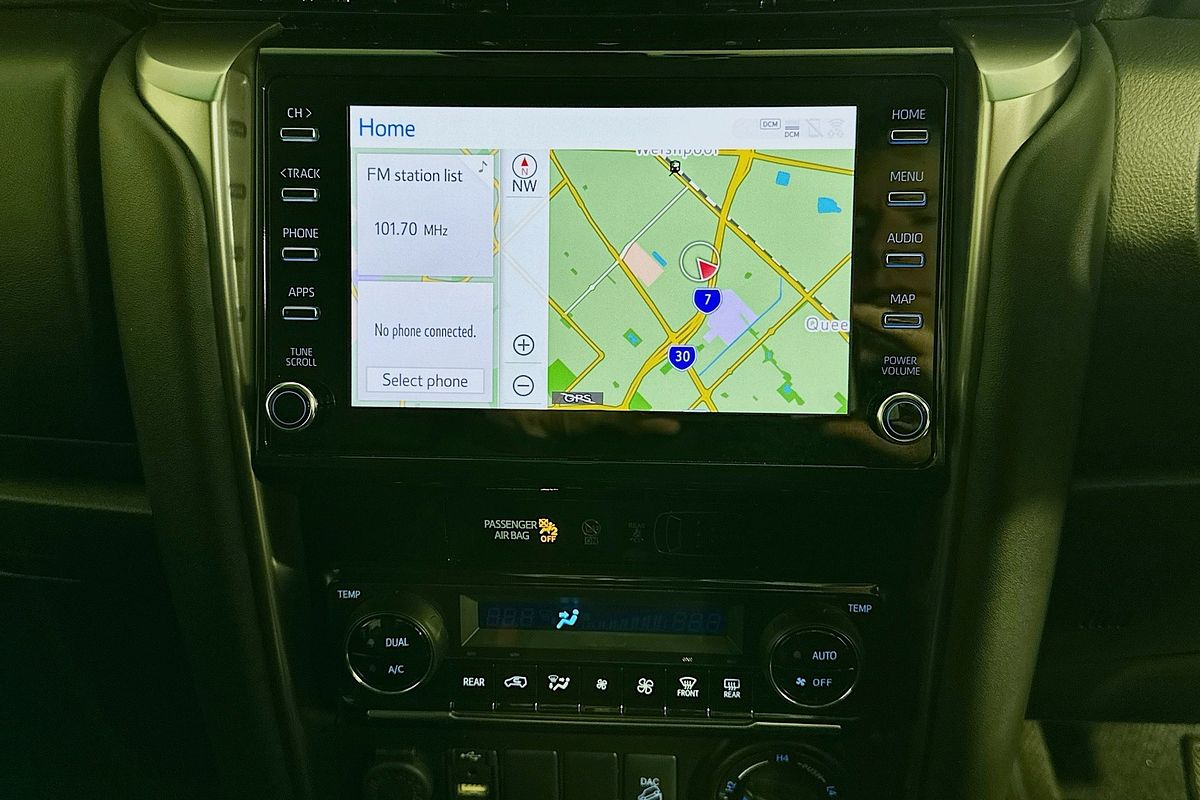 2022 Toyota FORTUNER GXL PREMIUM INTERIOR GUN156R