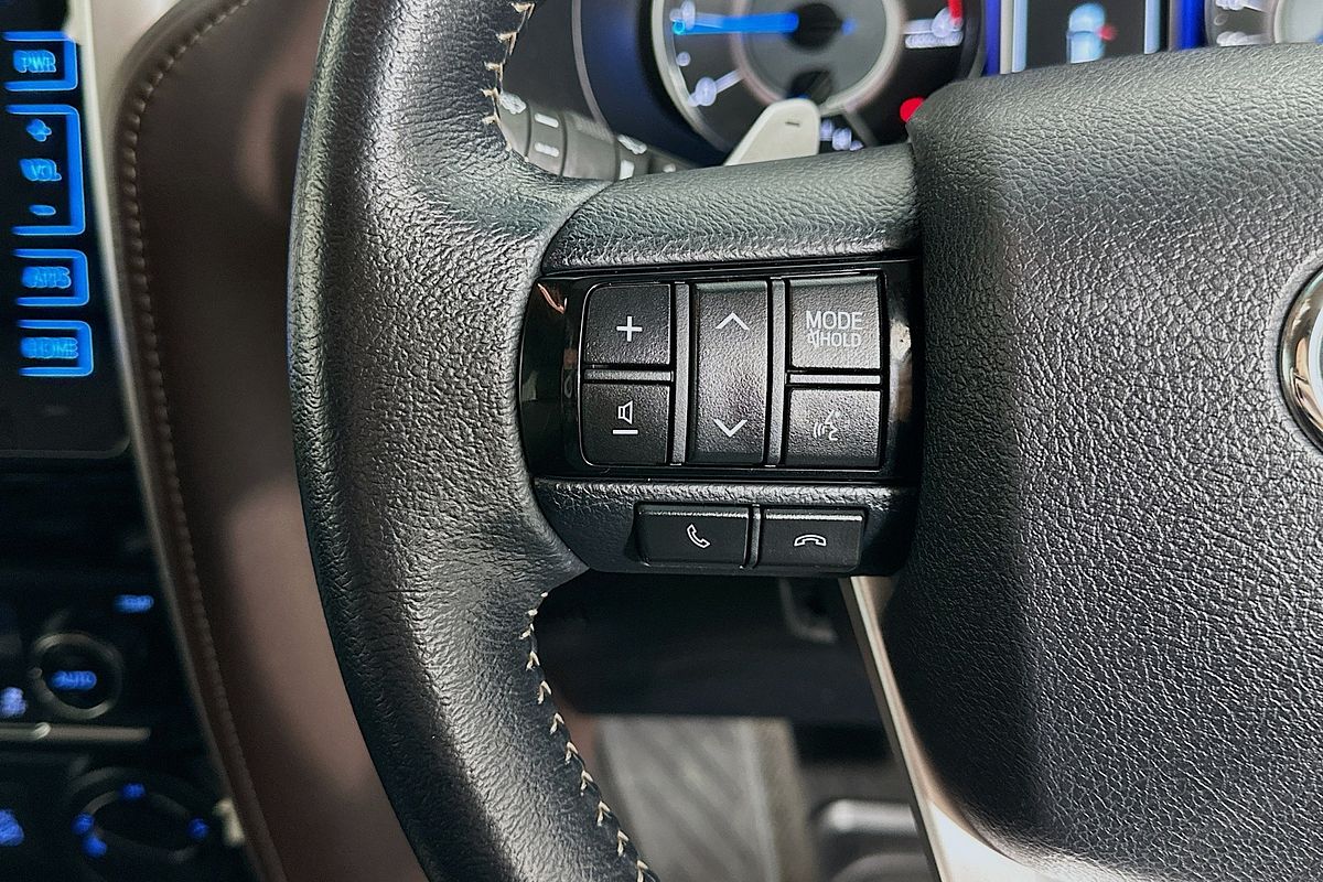 2017 Toyota FORTUNER CRUSADE GUN156R