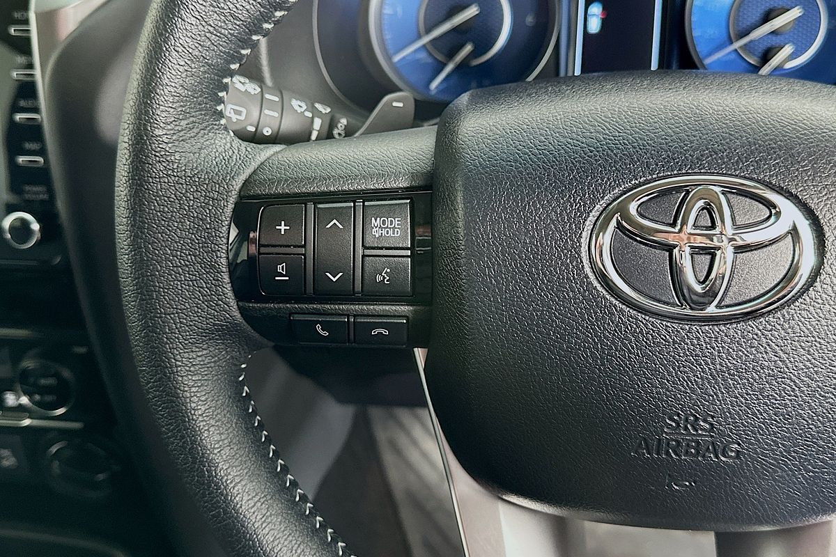 2022 Toyota FORTUNER GXL PREMIUM INTERIOR GUN156R