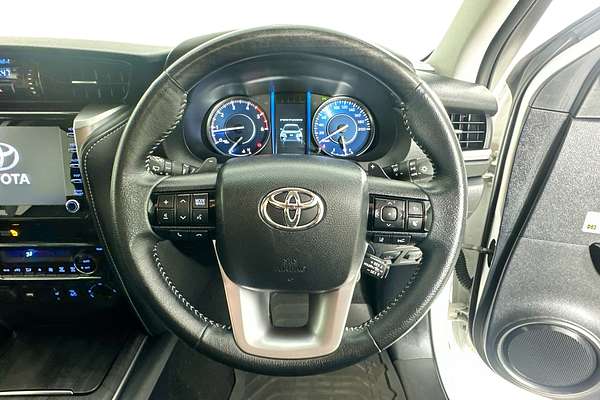 2022 Toyota FORTUNER CRUSADE GUN156R