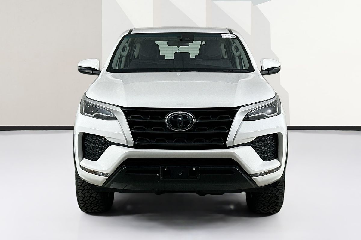 2022 Toyota FORTUNER GX GUN156R