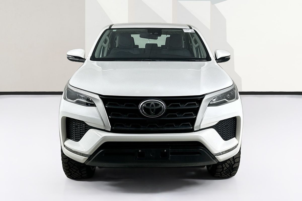 2022 Toyota FORTUNER GX GUN156R