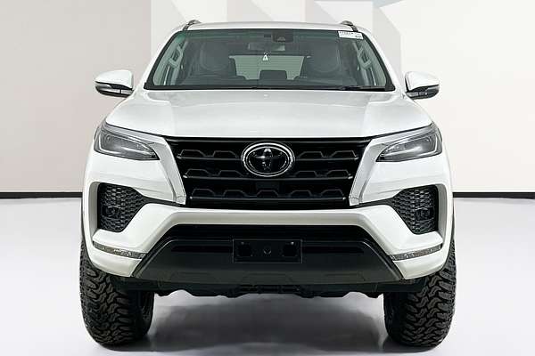 2023 Toyota FORTUNER GXL GUN156R