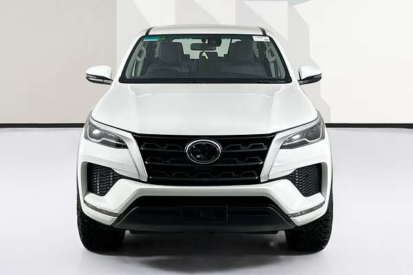 2024 Toyota FORTUNER GX GUN156R