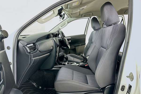 2022 Toyota FORTUNER GX GUN156R