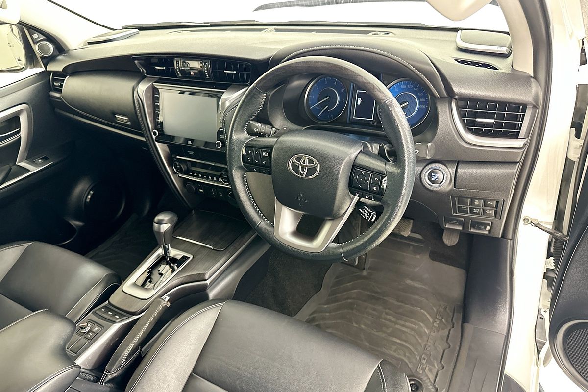 2022 Toyota FORTUNER CRUSADE GUN156R
