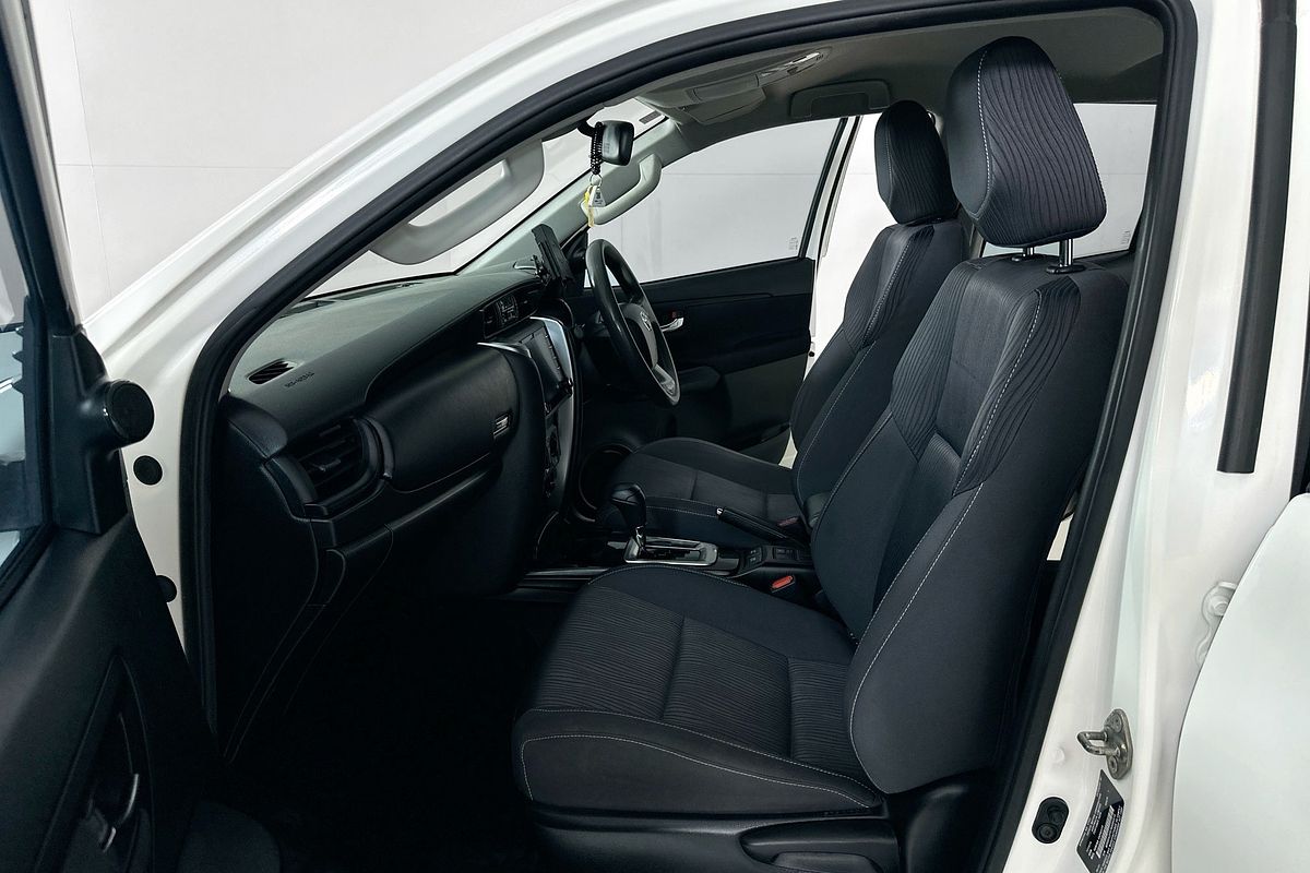 2021 Toyota FORTUNER GX GUN156R