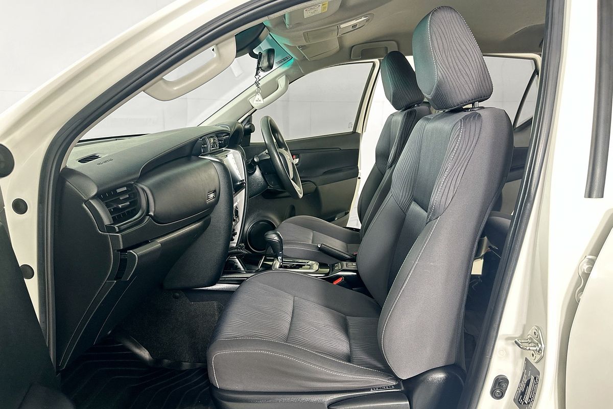 2021 Toyota FORTUNER GX GUN156R