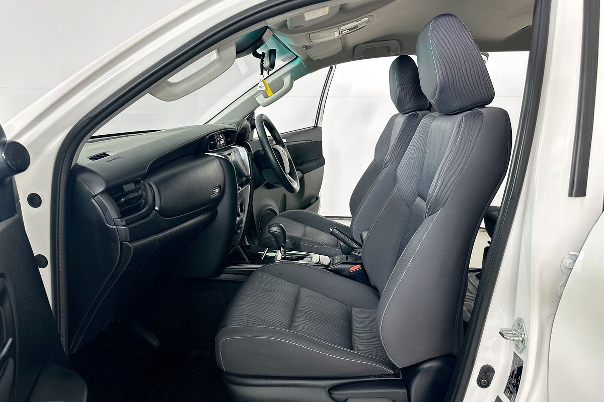 2024 Toyota FORTUNER GX GUN156R