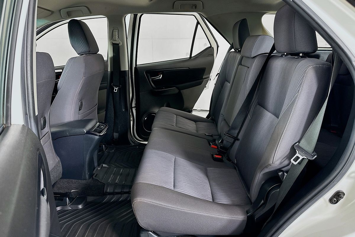 2022 Toyota FORTUNER GX GUN156R