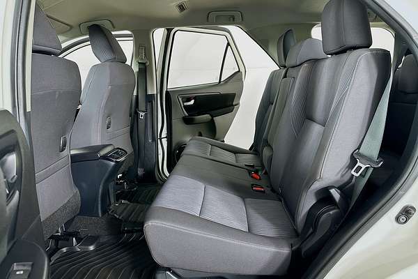 2022 Toyota FORTUNER GX GUN156R
