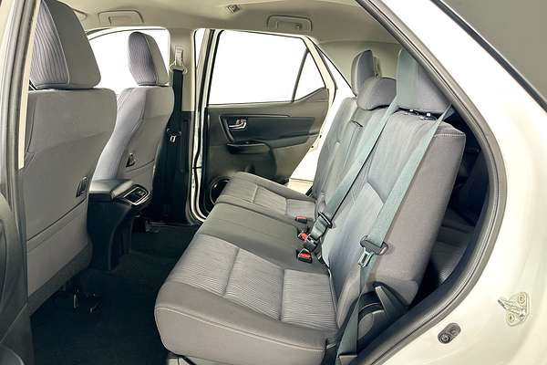 2024 Toyota FORTUNER GX GUN156R