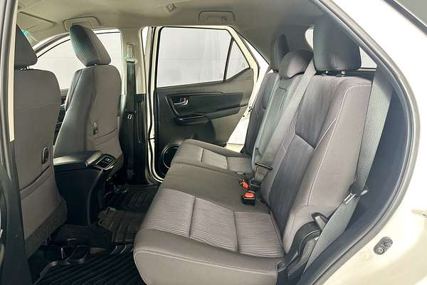 2021 Toyota FORTUNER GX GUN156R