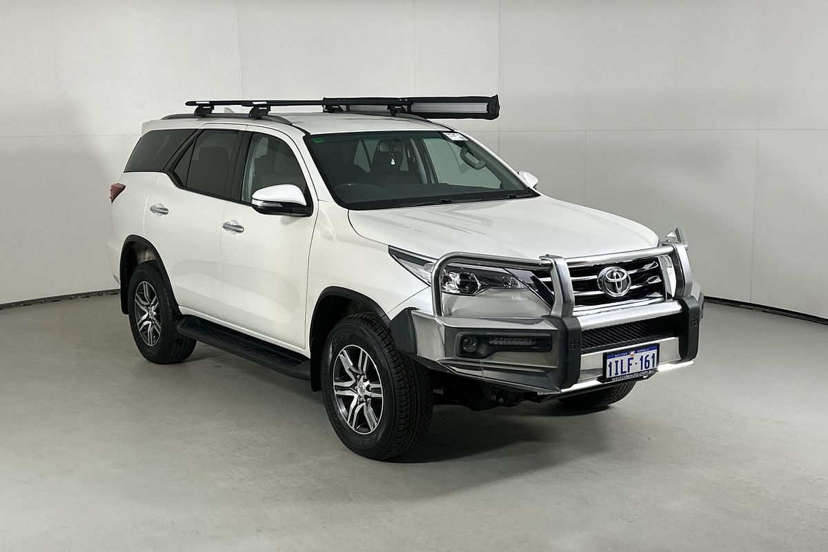 2017 Toyota FORTUNER GXL GUN156R