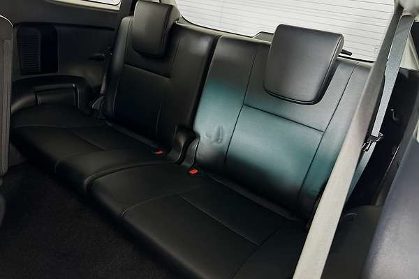 2022 Toyota FORTUNER GXL PREMIUM INTERIOR GUN156R