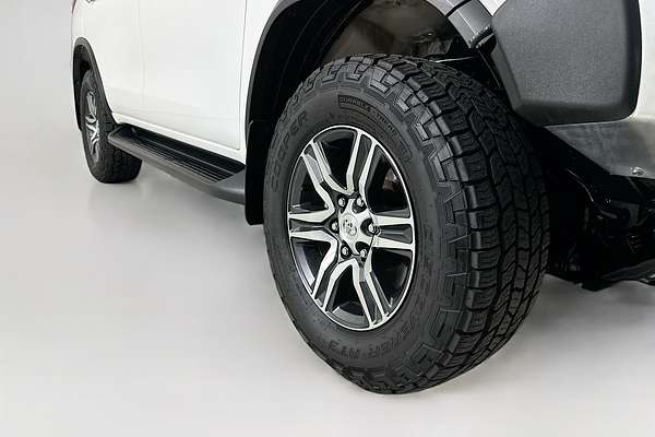 2022 Toyota FORTUNER GXL PREMIUM INTERIOR GUN156R