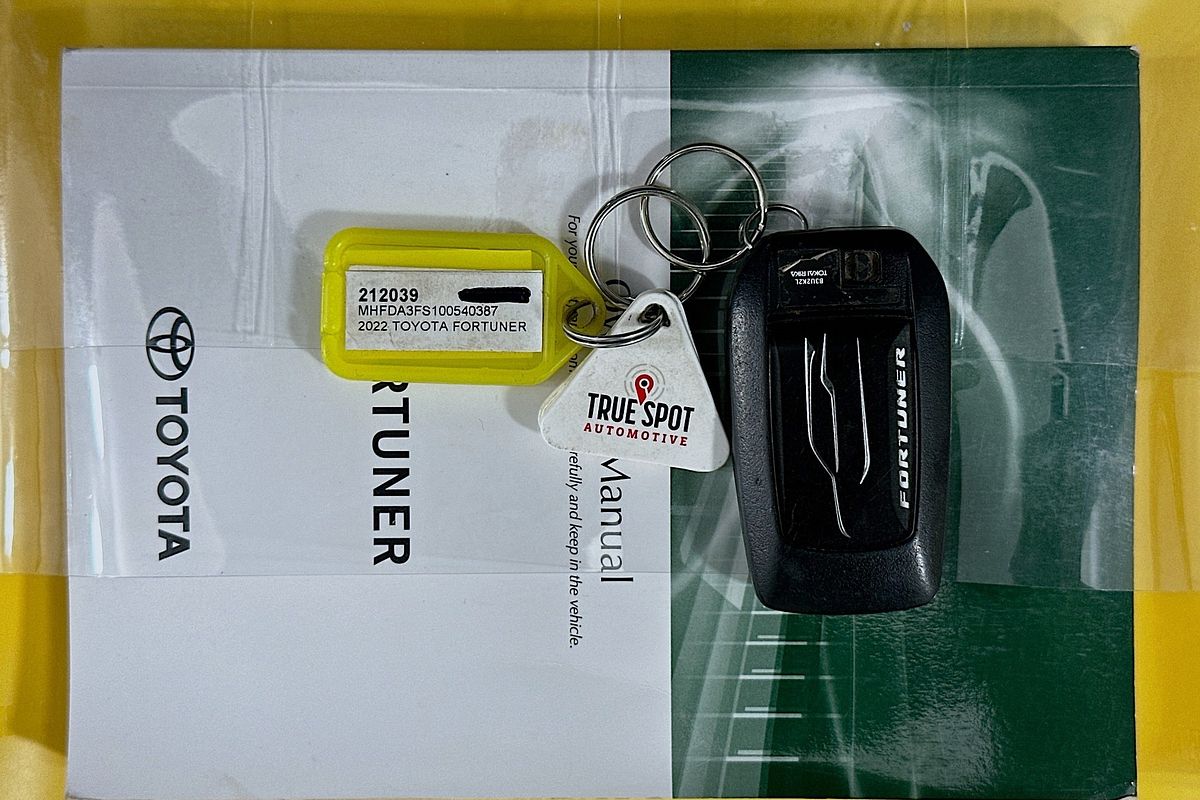 2022 Toyota FORTUNER GX GUN156R